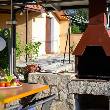 Gemuetliche 5 By Interhome * שטיניאן