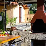 Gemuetliche 5 By Interhome * Štinjan